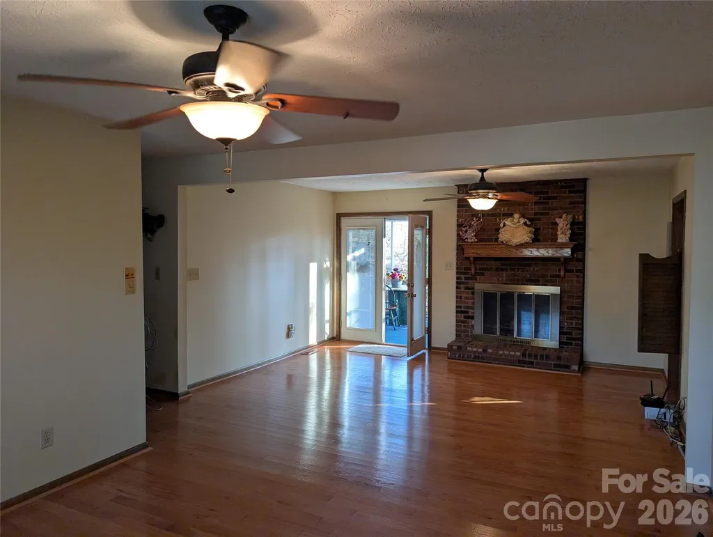 3065 Woodstream Drive Valdese NC 28690