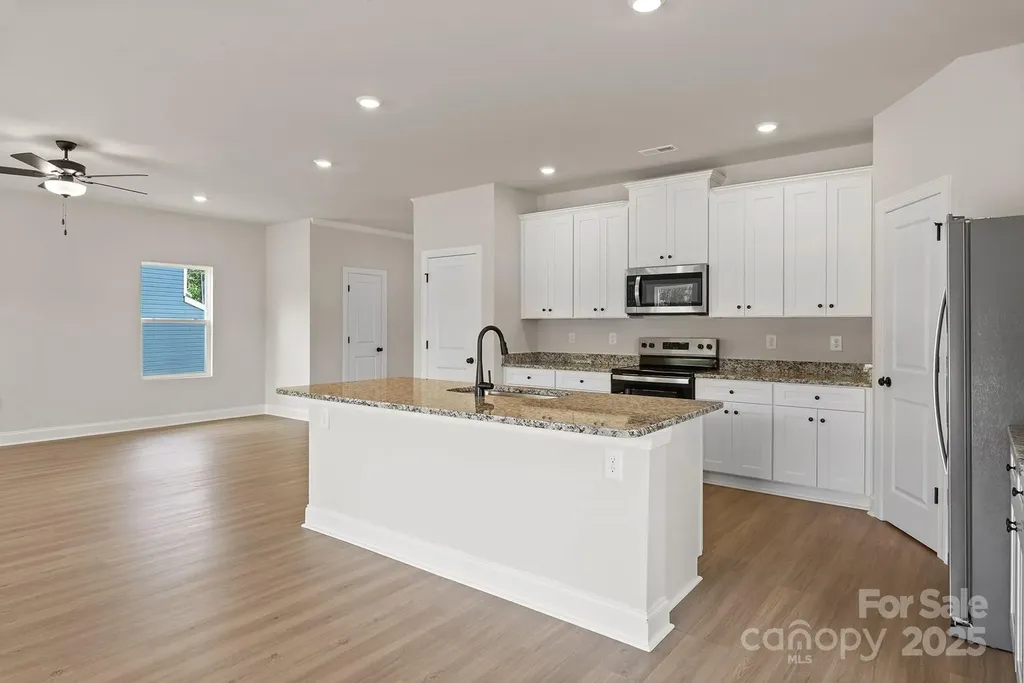 3441 Robindale Drive Winston Salem NC 27107