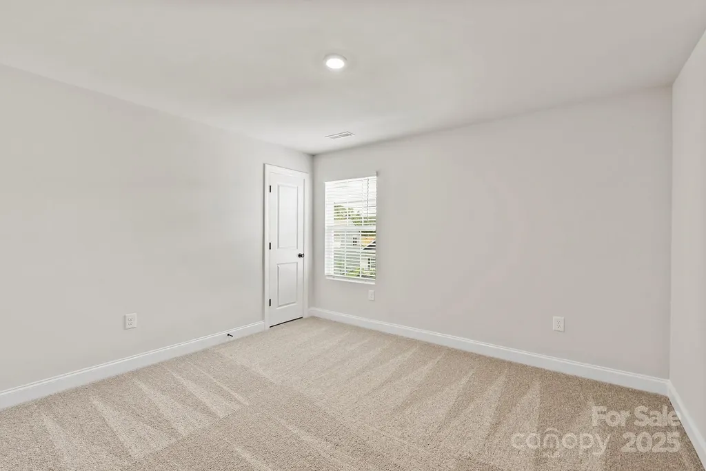 3441 Robindale Drive Winston Salem NC 27107