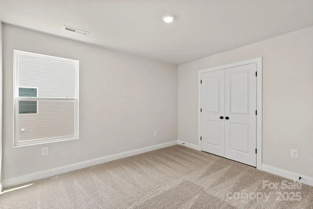 3441 Robindale Drive Winston Salem NC 27107