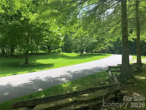 10 Mountain Gait Drive Mars Hill NC 28754