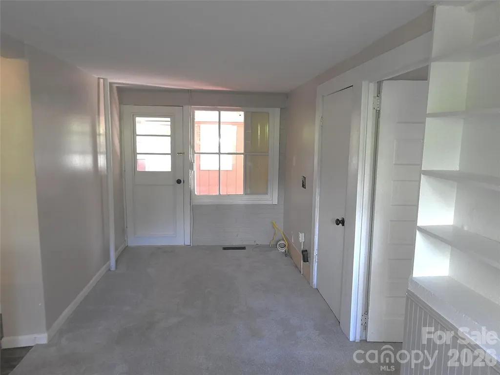 201 Merriman Road Hendersonville NC 28791