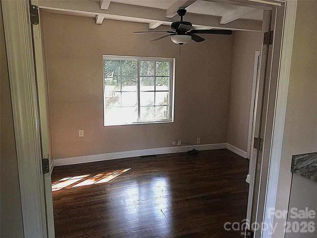 201 Merriman Road Hendersonville NC 28791