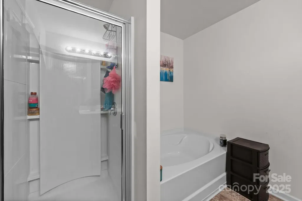 5433 Tumbling Brook Lane Charlotte NC 28216