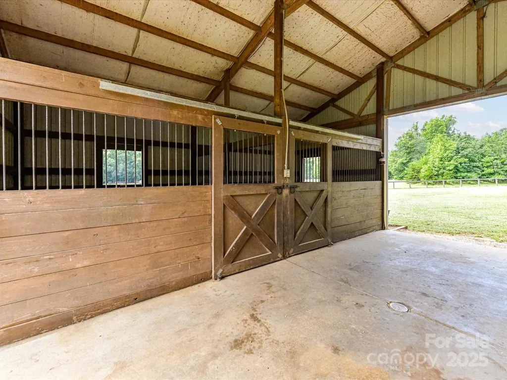 8817 Maggie Robinson Road Waxhaw NC 28173