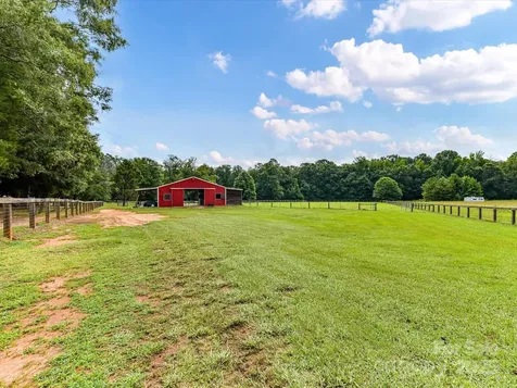 8817 Maggie Robinson Road Waxhaw NC 28173