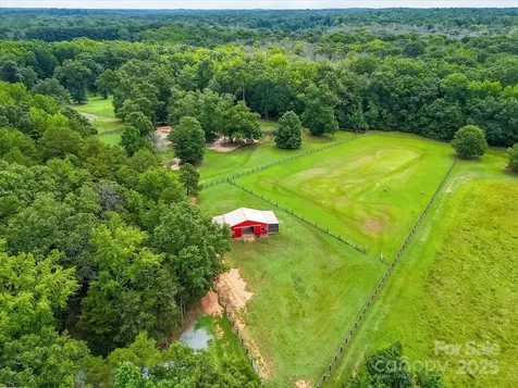8817 Maggie Robinson Road Waxhaw NC 28173