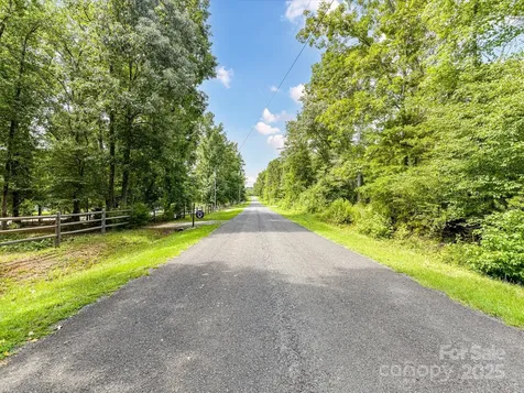 8817 Maggie Robinson Road Waxhaw NC 28173