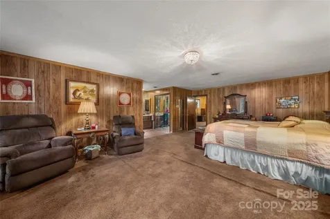335 Lake Circle Drive Hendersonville NC 28792