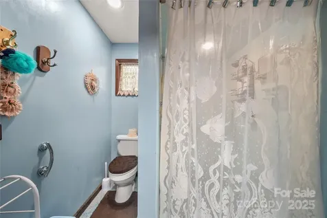 335 Lake Circle Drive Hendersonville NC 28792