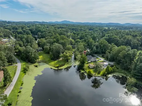335 Lake Circle Drive Hendersonville NC 28792
