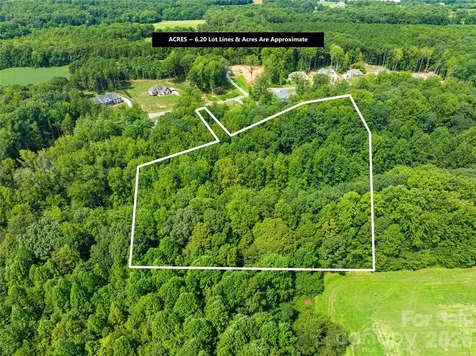 1099 Kapstone Crossing Lexington NC 27295