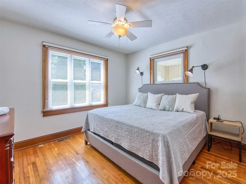 85 E Marshall Street Waynesville NC 28786