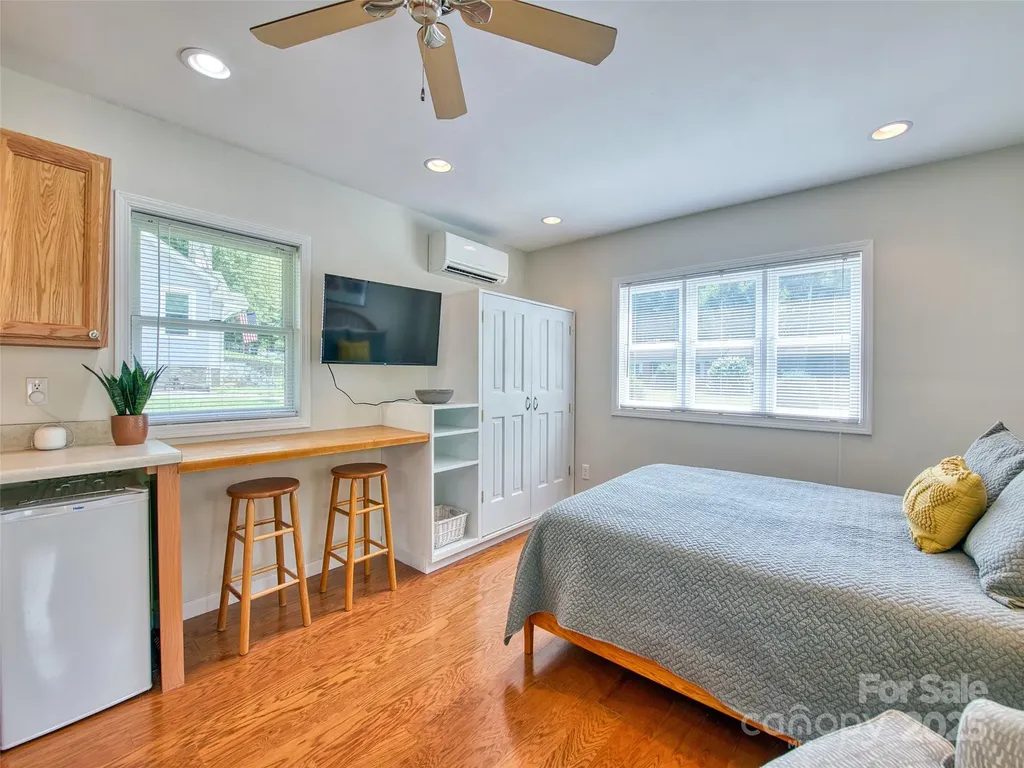 85 E Marshall Street Waynesville NC 28786