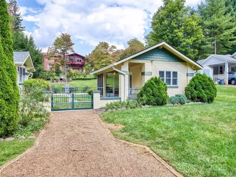 85 E Marshall Street Waynesville NC 28786