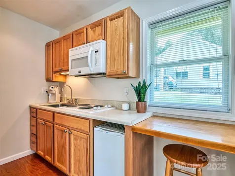 85 E Marshall Street Waynesville NC 28786