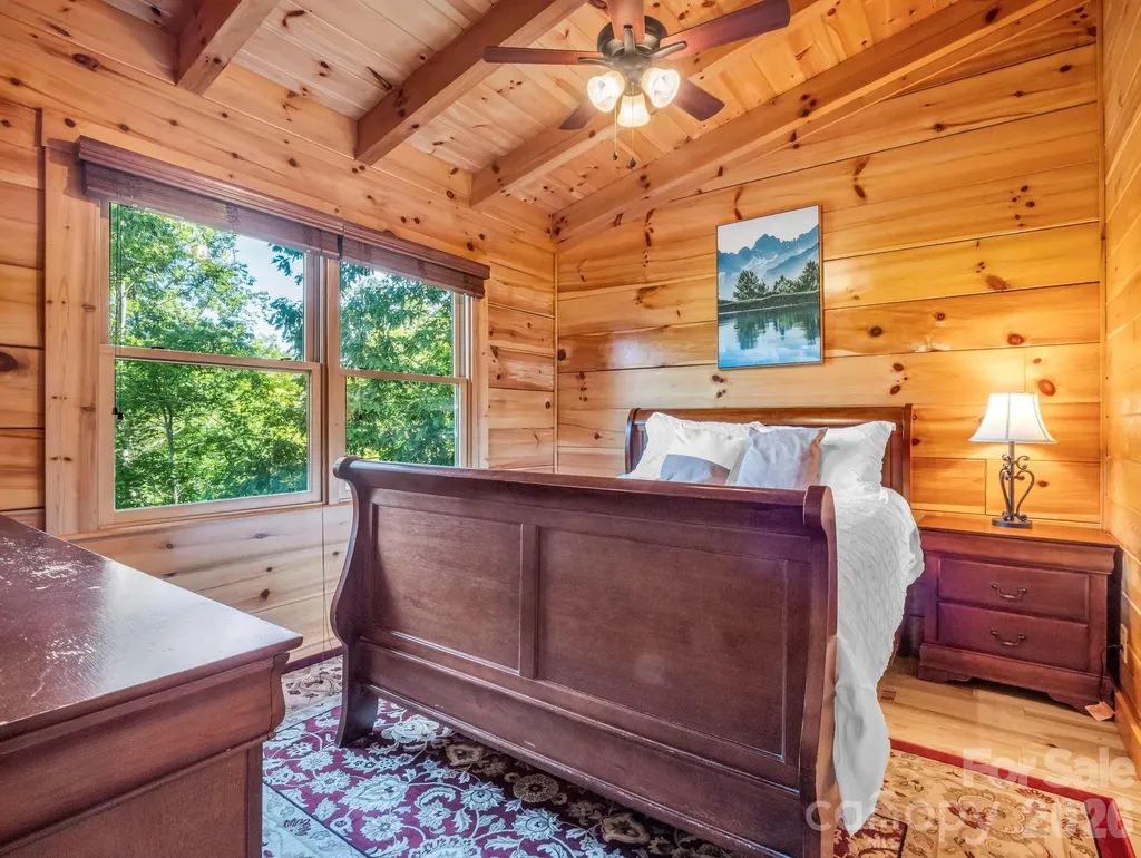 1029 Rainbow Circle Lake Lure NC 28746