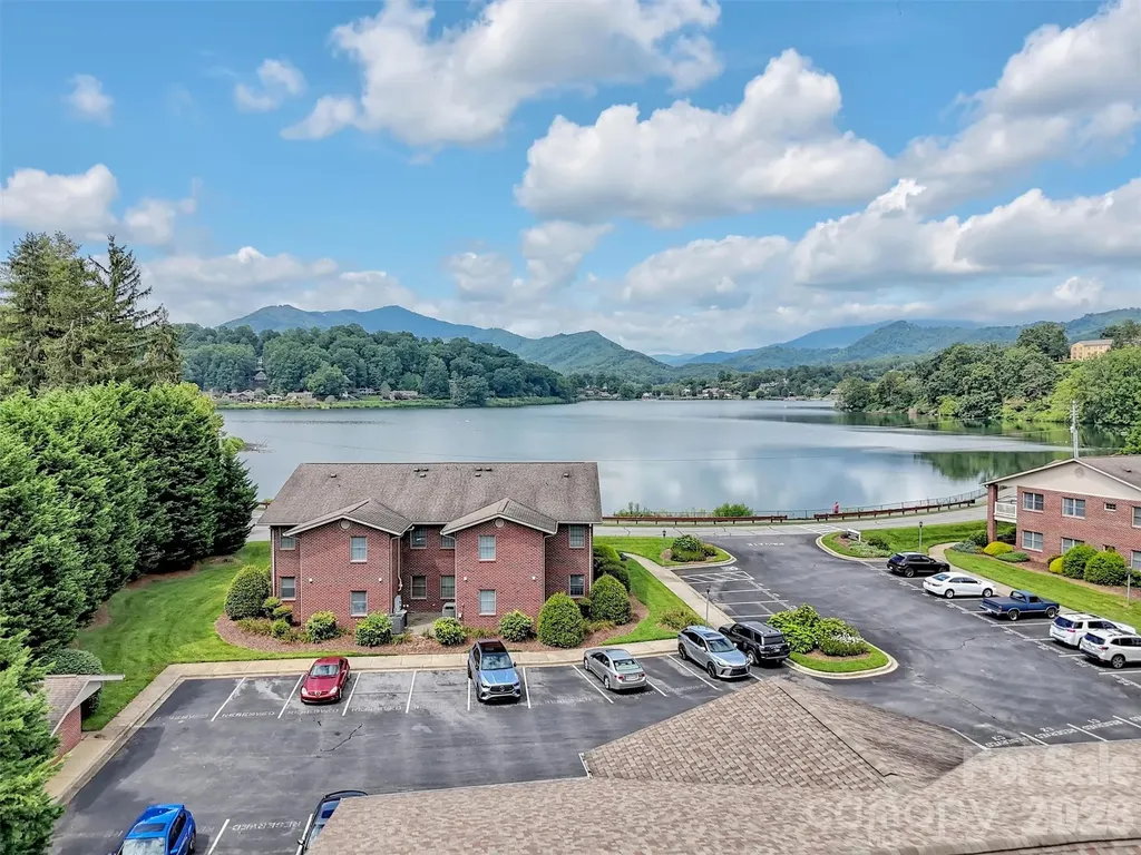 1465 S Lakeshore Drive Lake Junaluska NC 28745