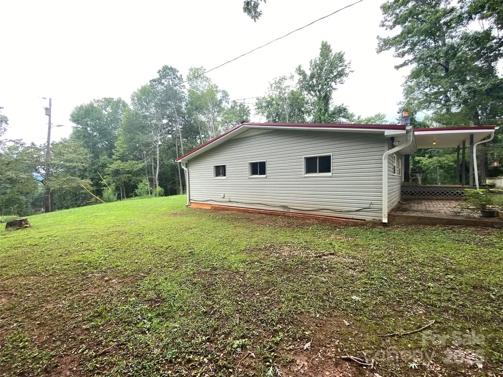 1215 W Payne Road Marion NC 28752