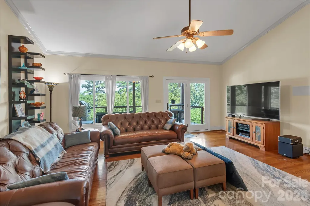 2207 Peninsula Avenue Shelby NC 28150