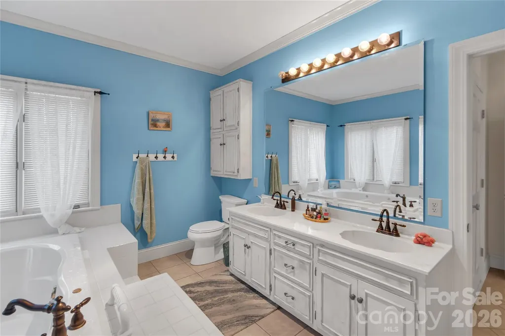 2207 Peninsula Avenue Shelby NC 28150