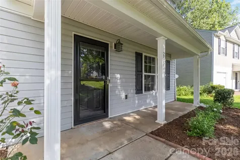 2557 Mulberry Pond Drive Charlotte NC 28208