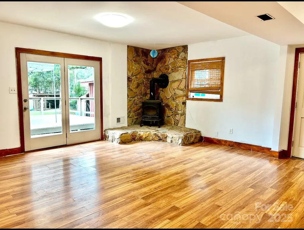 6708 Lynmont Drive Charlotte NC 28212