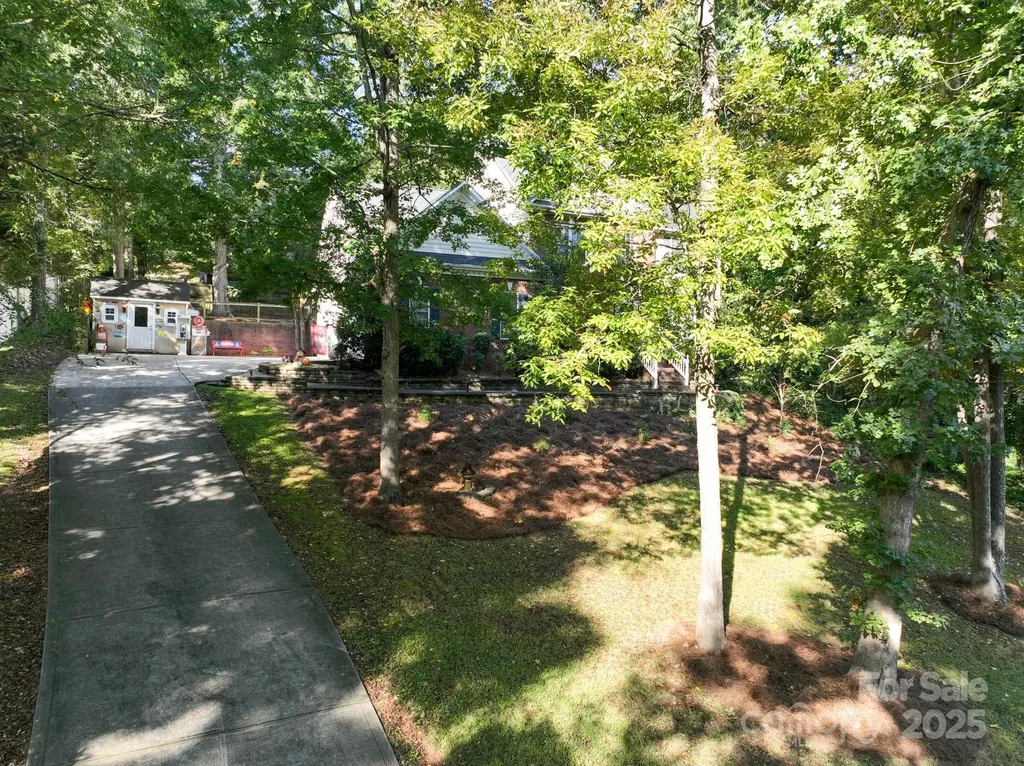 709 Carson Court Kannapolis NC 28083