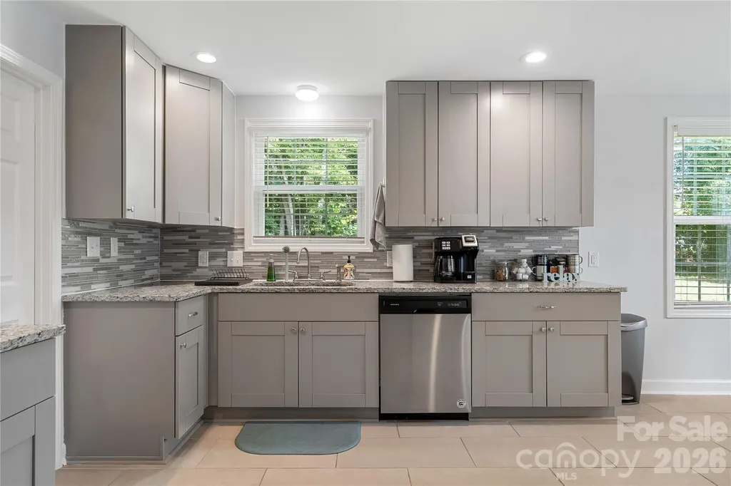 2510 Sherrill Street Charlotte NC 28208
