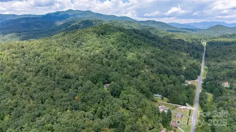 2038 Toms Creek Road Marion NC 28752