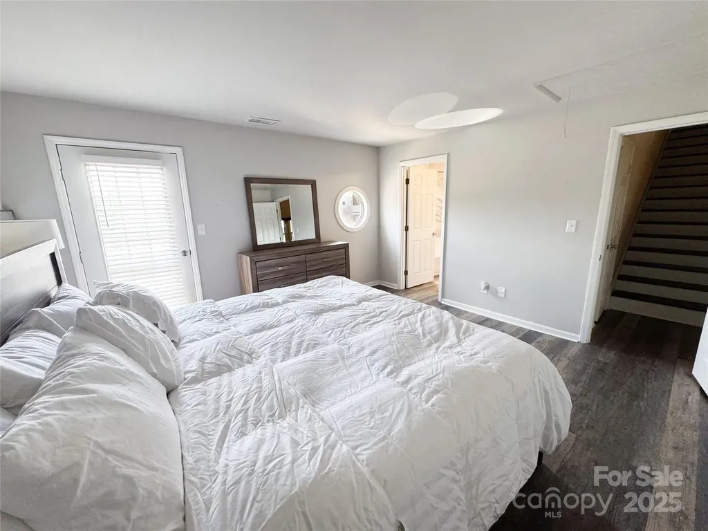 9211 Ravenwing Drive Charlotte NC 28262