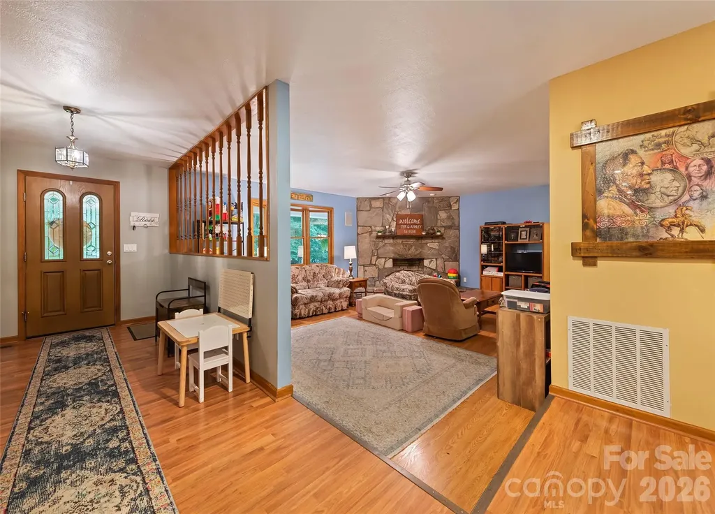400 Sunset Heights Canton NC 28716