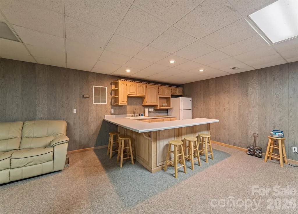 400 Sunset Heights Canton NC 28716