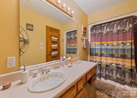 400 Sunset Heights Canton NC 28716