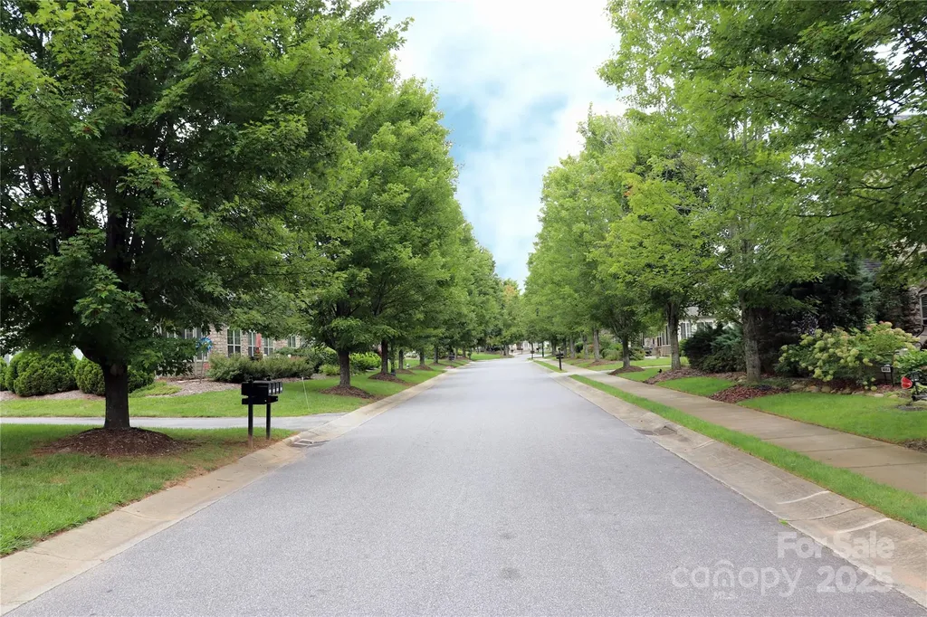 805 Wynnshire Drive Hickory NC 28601