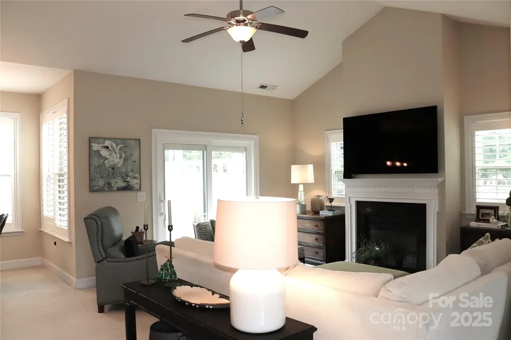805 Wynnshire Drive Hickory NC 28601