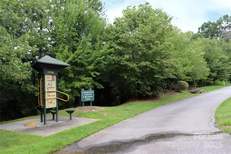 805 Wynnshire Drive Hickory NC 28601