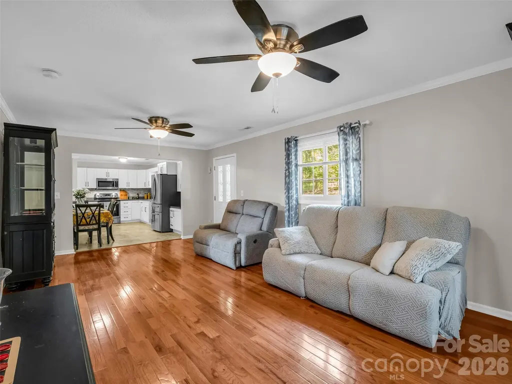 66 Barberry Heights Drive Brevard NC 28712