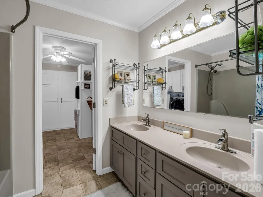 66 Barberry Heights Drive Brevard NC 28712