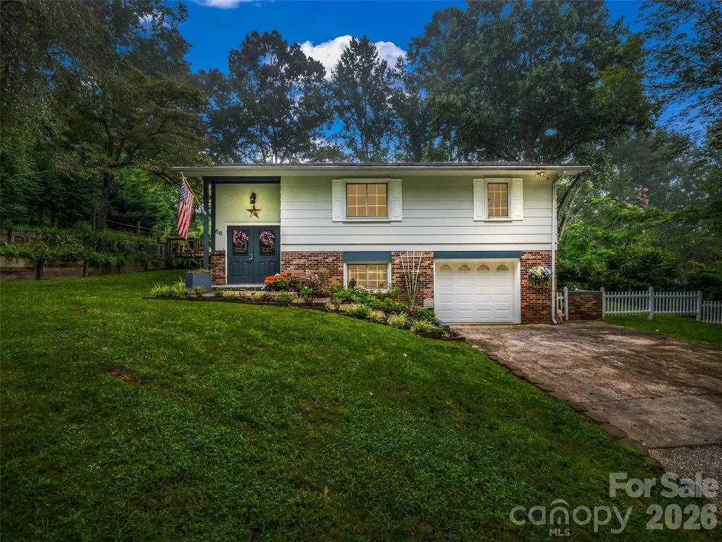 66 Barberry Heights Drive Brevard NC 28712