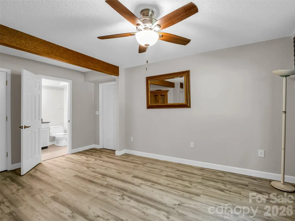 66 Barberry Heights Drive Brevard NC 28712
