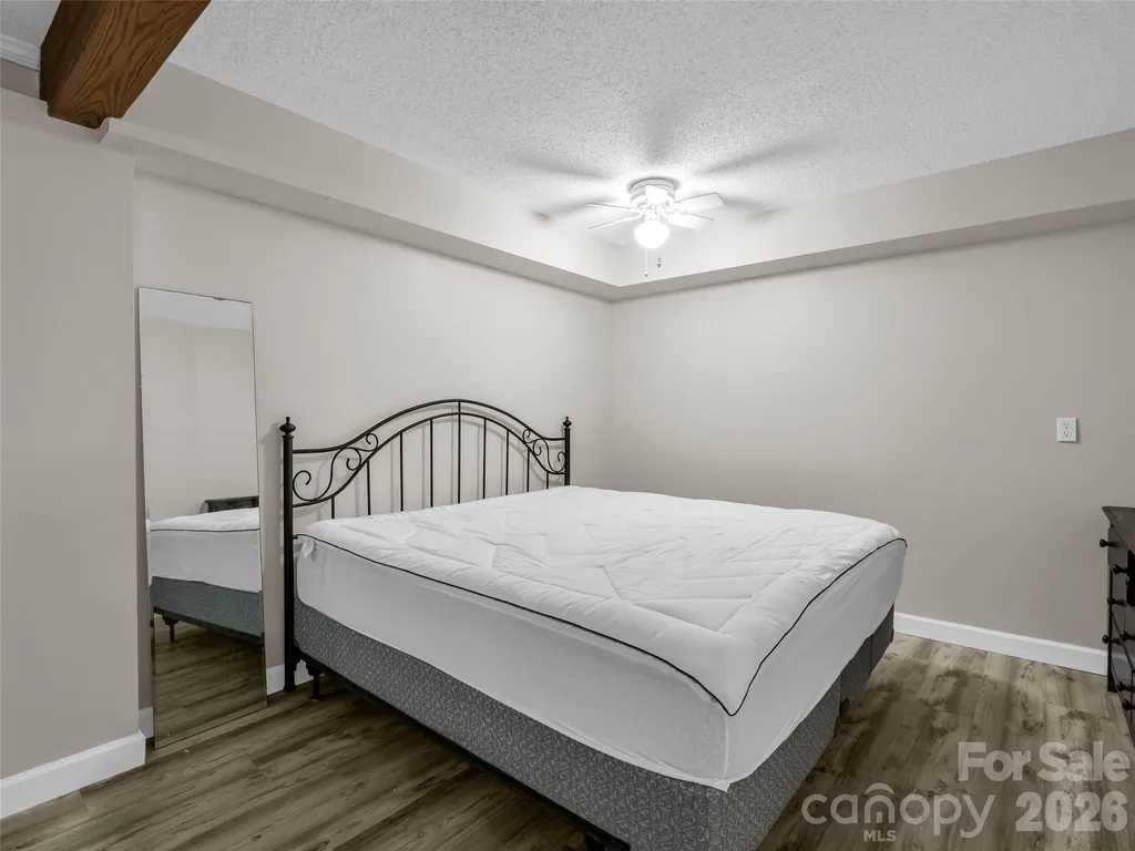 66 Barberry Heights Drive Brevard NC 28712