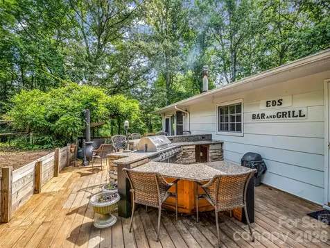 66 Barberry Heights Drive Brevard NC 28712