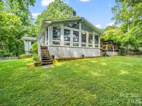 66 Barberry Heights Drive Brevard NC 28712