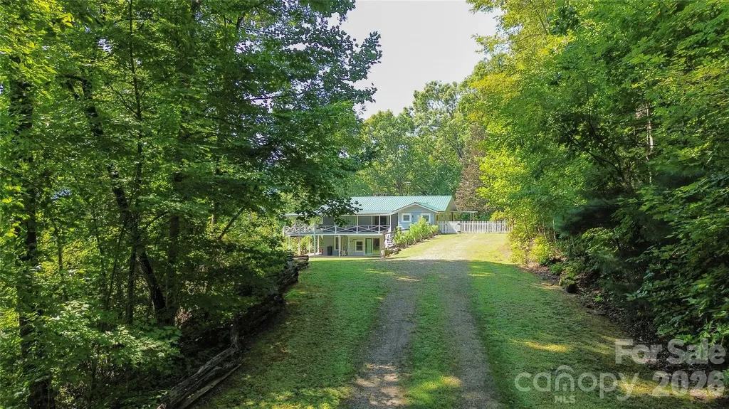 454 Hummingbird Lane Franklin NC 28734
