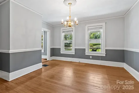 80 Laurel Avenue Tryon NC 28782