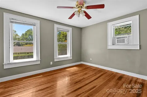 80 Laurel Avenue Tryon NC 28782