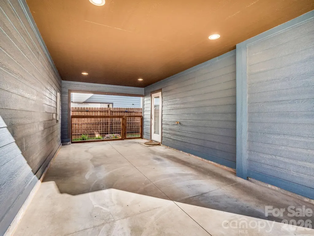 9 W Citra Street Arden NC 28704