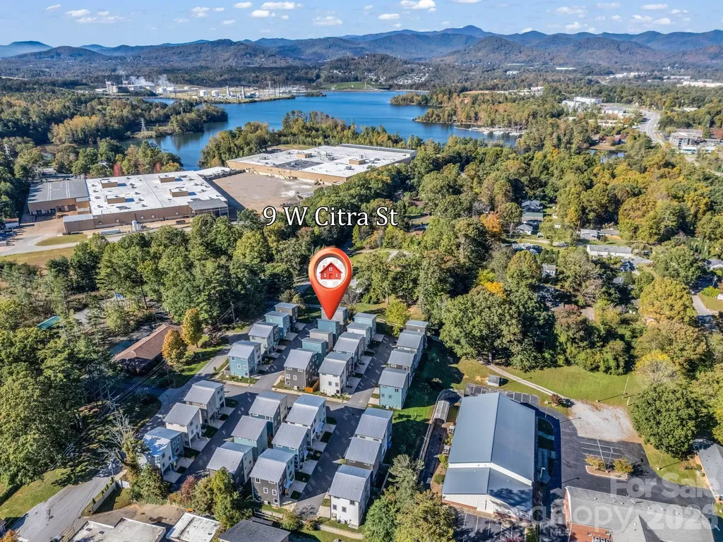 9 W Citra Street Arden NC 28704