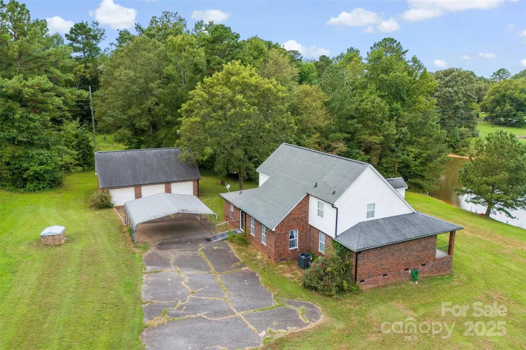 908 Ramseur Road Bessemer City NC 28016